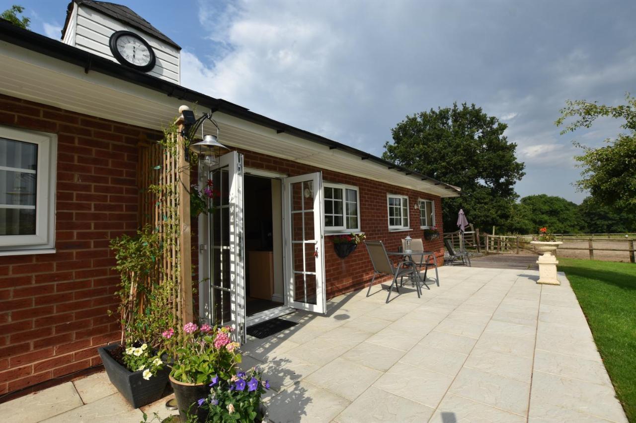 Little Rushbrook Cottages Tanworth Экстерьер фото